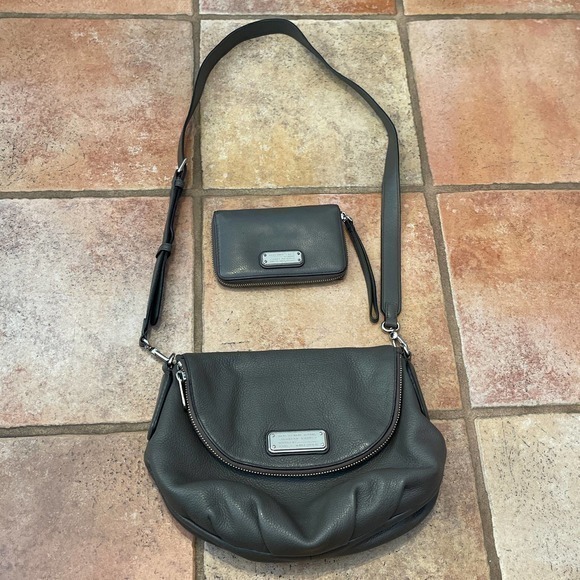 Marc by Marc Jacobs Handbags - Marc Jacobs purse and wallet sold as a set